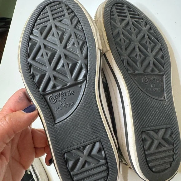 Batman boys high top converse size 11 - Picture 7 of 9